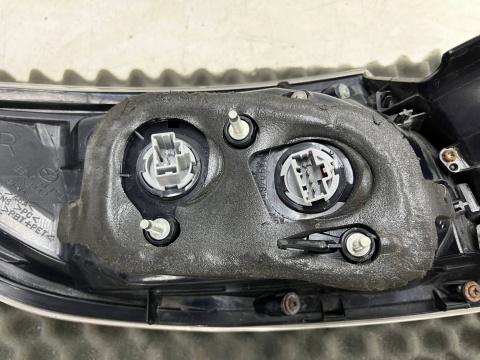 Lampa Mazda 3 II BL 08-13r. HB 5Drzwi prawa tylna w błotnik oryginalna prawy tył EUROPA bbn751150 Lampa Mazda 3 II BL 08-13r. HB 5Drzwi prawa tylna w błotnik oryginalna prawy tył EUROPA bbn751150