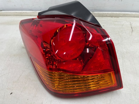 Lampa Mitsubishi ASX I Outlander Sport 10-19r. lewa tylna w błotnik oryginalna lewy tył Europa Lampa Mitsubishi ASX I Outlander Sport 10-19r. lewa tylna w błotnik oryginalna lewy tył Europa