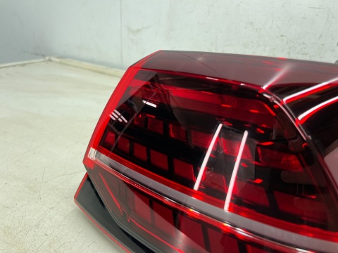 Lampa VW Golf 7 VII HB 5Drzwi LIFT 17-20r. TOP LED prawa tylna oryginalna prawy tył Europa 5g0945208g Lampa VW Golf 7 VII HB 5Drzwi LIFT 17-20r. TOP LED prawa tylna oryginalna prawy tył Europa 5g0945208g
