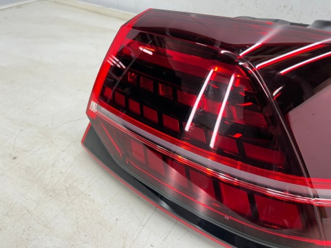 Lampa VW Golf 7 VII HB 5Drzwi LIFT 17-20r. TOP LED prawa tylna oryginalna prawy tył Europa 5g0945208g Lampa VW Golf 7 VII HB 5Drzwi LIFT 17-20r. TOP LED prawa tylna oryginalna prawy tył Europa 5g0945208g