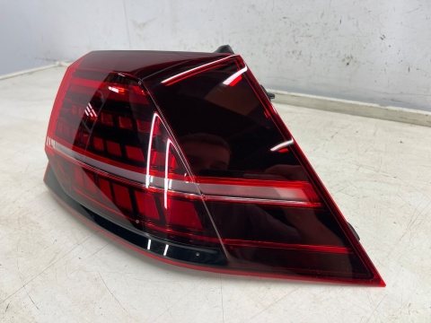 Lampa VW Golf 7 VII HB 5Drzwi LIFT 17-20r. TOP LED prawa tylna oryginalna prawy tył Europa 5g0945208g Lampa VW Golf 7 VII HB 5Drzwi LIFT 17-20r. TOP LED prawa tylna oryginalna prawy tył Europa 5g0945208g