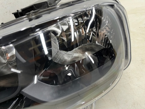 Lampa reflektor Citroen Berlingo III 3 Multispace 18-23r. lewa przednia wersja osobowa lewy przód 9816825180 Lampa reflektor Citroen Berlingo III 3 Multispace 18-23r. lewa przednia wersja osobowa lewy przód 9816825180