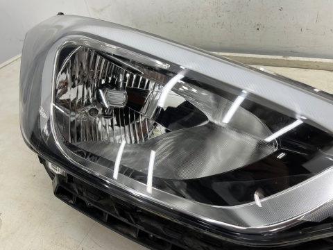 Lampa reflektor Hyundai i20 II GB 14-20r. PRAWA przednia ORYGINALNA Europa prawy przód 92102-c8000 Lampa reflektor Hyundai i20 II GB 14-20r. PRAWA przednia ORYGINALNA Europa prawy przód 92102-c8000