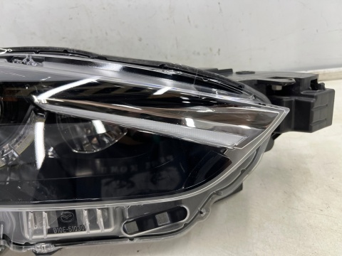 Lampa reflektor Mazda CX3 CX-3 14-21r. PRAWA przednia FULL LED 10pin prawy przód d10e-51030 Lampa reflektor Mazda CX3 CX-3 14-21r. PRAWA przednia FULL LED 10pin prawy przód d10e-51030