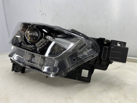 Lampa reflektor Mazda CX3 CX-3 14-21r. PRAWA przednia FULL LED 10pin prawy przód d10e-51030 Lampa reflektor Mazda CX3 CX-3 14-21r. PRAWA przednia FULL LED 10pin prawy przód d10e-51030
