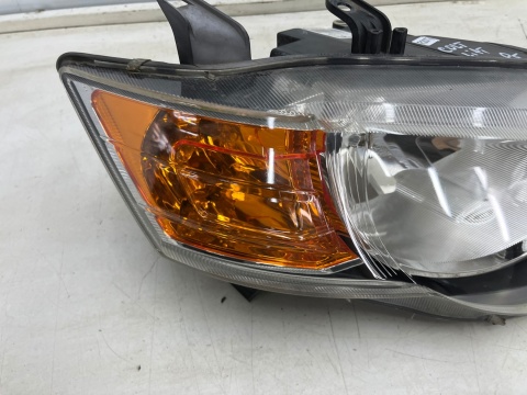 Lampa reflektor Mitsubishi Colt 6 VI Z30 LIFT 08-12r. PRAWA przednia ORYGINALNA prawy przód EUROPA 8301b180 Lampa reflektor Mitsubishi Colt 6 VI Z30 LIFT 08-12r. PRAWA przednia ORYGINALNA prawy przód EUROPA 8301b180
