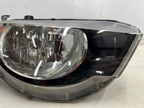 Lampa reflektor Mitsubishi Colt 6 VI Z30 LIFT 08-12r. PRAWA przednia ORYGINALNA prawy przód EUROPA 8301b180 Lampa reflektor Mitsubishi Colt 6 VI Z30 LIFT 08-12r. PRAWA przednia ORYGINALNA prawy przód EUROPA 8301b180