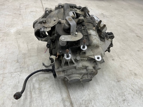 Skrzynia biegów Mitsubishi Colt VI 6 Z30 Smart Forfour I w454 04-12r. benzyna manualna 5 biegów p2500a222 f5mga Skrzynia biegów Mitsubishi Colt VI 6 Z30 Smart Forfour I w454 04-12r. benzyna manualna 5 biegów p2500a222 f5mga