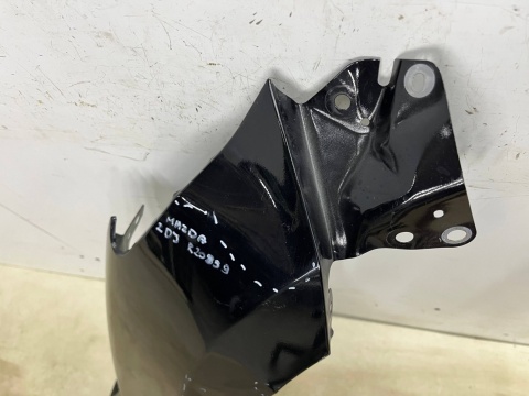 Błotnik Mazda 2 DJ 14r.- prawy przedni prawy przód Błotnik Mazda 2 DJ 14r.- prawy przedni prawy przód