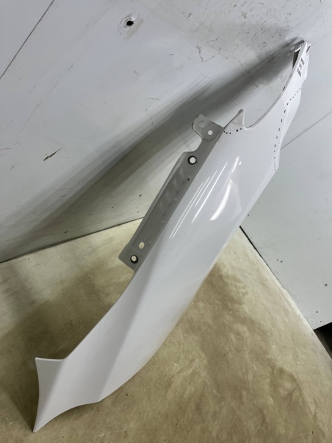 Błotnik Mazda 2 DJ 14r.- prawy przedni prawy przód Błotnik Mazda 2 DJ 14r.- prawy przedni prawy przód