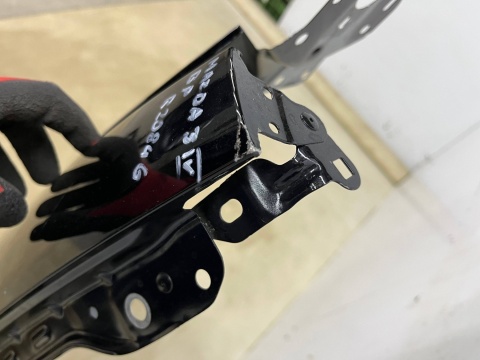 Błotnik Mazda 3 IV BP 19r.- lewy przedni lewy przód Błotnik Mazda 3 IV BP 19r.- lewy przedni lewy przód