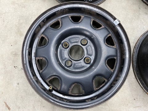 Felgi stalowe Opel Agila Suzuki Swift Wagon R Alto Ignis 14 cali 4,5jx14 ET45 4x100 KOMPLET KFZ 2141014 KBA43736 HA4910 Felgi stalowe Opel Agila Suzuki Swift Wagon R Alto Ignis 14 cali 4,5jx14 ET45 4x100 KOMPLET KFZ 2141014 KBA43736 HA4910