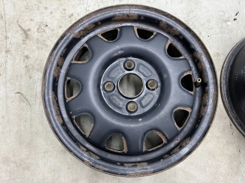 Felgi stalowe Opel Agila Suzuki Swift Wagon R Alto Ignis 14 cali 4,5jx14 ET45 4x100 KOMPLET KFZ 2141014 KBA43736 HA4910 Felgi stalowe Opel Agila Suzuki Swift Wagon R Alto Ignis 14 cali 4,5jx14 ET45 4x100 KOMPLET KFZ 2141014 KBA43736 HA4910