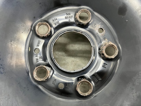Felgi stalowe VW Golf Caddy Touran Audi a3 Octavia Leon 16 cali 6jx16 ET48 5x112 5q0601027q Felgi stalowe VW Golf Caddy Touran Audi a3 Octavia Leon 16 cali 6jx16 ET48 5x112 5q0601027q