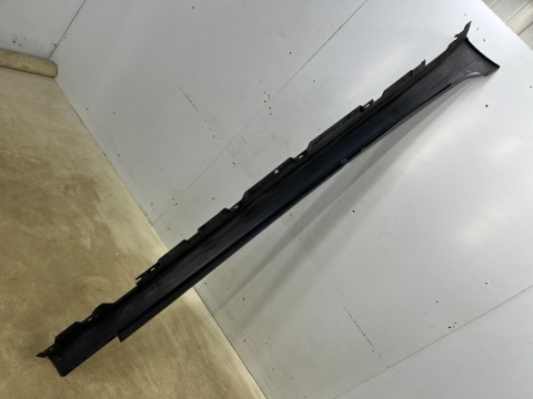 Nakładka progu BMW 5 F10 F11 sedan kombi 10-17r. lewa listwa próg zewnętrzny 7184773 Nakładka progu BMW 5 F10 F11 sedan kombi 10-17r. lewa listwa próg zewnętrzny 7184773