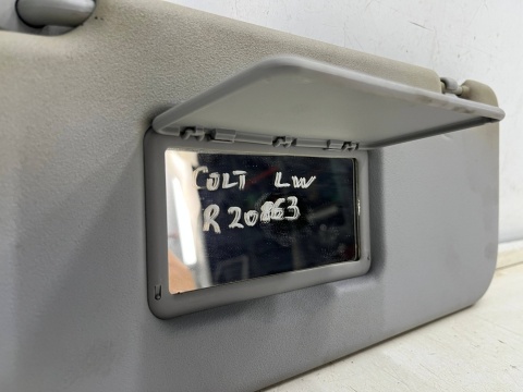 Daszek Mitsubishi Colt VI 6 Z30 04-12r. LEWY kierowcy przeciwsłonecznik OSŁONA SŁONECZNA przesłonka