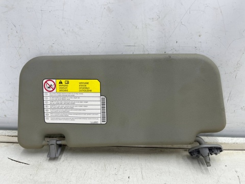 Daszek Mitsubishi Colt VI 6 Z30 04-12r. prawy pasażera przeciwsłonecznik OSŁONA SŁONECZNA przesłonka Daszek Mitsubishi Colt VI 6 Z30 04-12r. prawy pasażera przeciwsłonecznik OSŁONA SŁONECZNA przesłonka