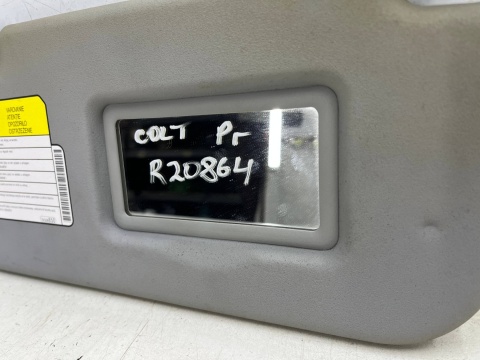 Daszek Mitsubishi Colt VI 6 Z30 04-12r. prawy pasażera przeciwsłonecznik OSŁONA SŁONECZNA przesłonka Daszek Mitsubishi Colt VI 6 Z30 04-12r. prawy pasażera przeciwsłonecznik OSŁONA SŁONECZNA przesłonka