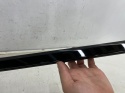 Listwa Porsche Panamera II 971 16-23r. lewa przednia zgarniająca uszczelka zewnętrzna drzwi czarny połysk HIGH-GLOSS BLACK
