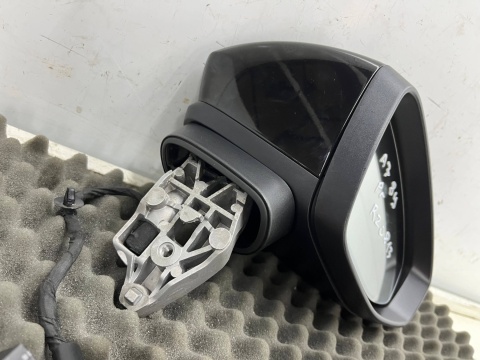 Lusterko Audi A3 8y 20r.- PRAWE elektryczne FOTOCHROM zewnętrzne EUROPA 14 pin Lusterko Audi A3 8y 20r.- PRAWE elektryczne FOTOCHROM zewnętrzne EUROPA 14 pin