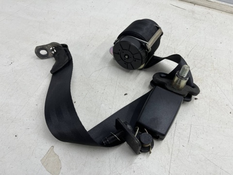 Pas bezpieczeństwa Mitsubishi Colt VI 6 Z30 3d 3Drzwi 04-12r. lewy tył lewy tylny 616274200a Pas bezpieczeństwa Mitsubishi Colt VI 6 Z30 3d 3Drzwi 04-12r. lewy tył lewy tylny 616274200a