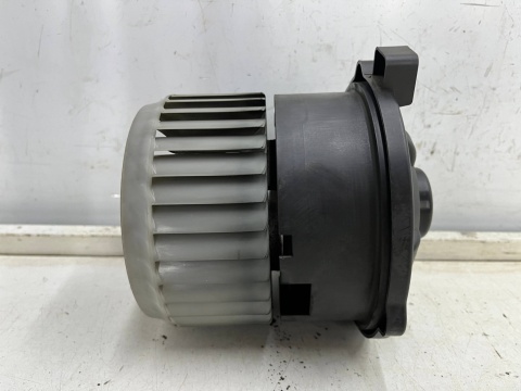 Wentylator wnętrza Mitsubishi Colt VI 6 Z30 04-12r. dmuchawa powietrza nadmuchu nawiewu nagrzewnicy mf016070 Wentylator wnętrza Mitsubishi Colt VI 6 Z30 04-12r. dmuchawa powietrza nadmuchu nawiewu nagrzewnicy mf016070