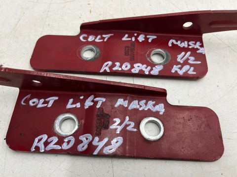 Zawias maski Mitsubishi Colt VI 6 Z30 LIFT 08-12r. pokrywy silnika lewy prawy komplet 5905a096 5905a095 Zawias maski Mitsubishi Colt VI 6 Z30 LIFT 08-12r. pokrywy silnika lewy prawy komplet 5905a096 5905a095