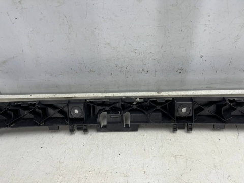 Absorber zderzaka Skoda Karoq 17r.- ślizg środkowy tylna belka wzmocnienie mocowanie 57a807863a Absorber zderzaka Skoda Karoq 17r.- ślizg środkowy tylna belka wzmocnienie mocowanie 57a807863a