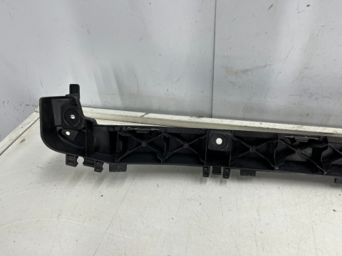 Absorber zderzaka Skoda Karoq 17r.- ślizg środkowy tylna belka wzmocnienie mocowanie 57a807863a Absorber zderzaka Skoda Karoq 17r.- ślizg środkowy tylna belka wzmocnienie mocowanie 57a807863a