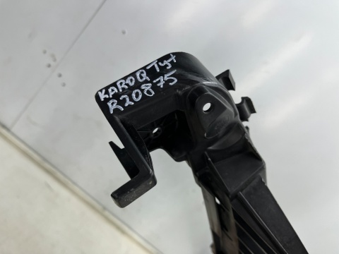 Absorber zderzaka Skoda Karoq 17r.- ślizg środkowy tylna belka wzmocnienie mocowanie 57a807863a Absorber zderzaka Skoda Karoq 17r.- ślizg środkowy tylna belka wzmocnienie mocowanie 57a807863a