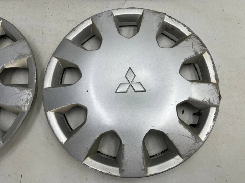 Kołpak Mitsubishi Colt VI 6 Z30 04-12r. oryginalne r14 14 cali 4szt. KOMPLET 3982so10 Kołpak Mitsubishi Colt VI 6 Z30 04-12r. oryginalne r14 14 cali 4szt. KOMPLET 3982so10