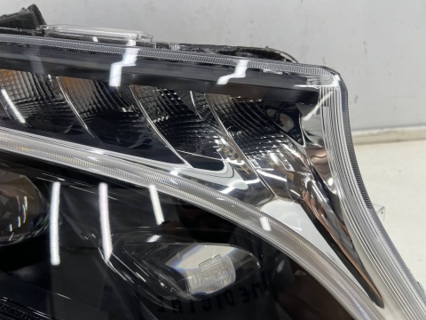 Lampa reflektor Mercedes W447 Vito LIFT 23r.- PRAWA przednia LED Intelligent Light System Europa prawy przód a4479063301 Lampa reflektor Mercedes W447 Vito LIFT 23r.- PRAWA przednia LED Intelligent Light System Europa prawy przód a4479063301