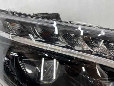 Lampa reflektor Mercedes W447 Vito LIFT 23r.- PRAWA przednia LED Intelligent Light System Europa prawy przód a4479063301 Lampa reflektor Mercedes W447 Vito LIFT 23r.- PRAWA przednia LED Intelligent Light System Europa prawy przód a4479063301