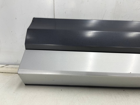 Listwa Audi Q3 I 8u 11-18r. prawa przednia dolna nakładka drzwi boczna prawy przód 8U0853960 Listwa Audi Q3 I 8u 11-18r. prawa przednia dolna nakładka drzwi boczna prawy przód 8U0853960
