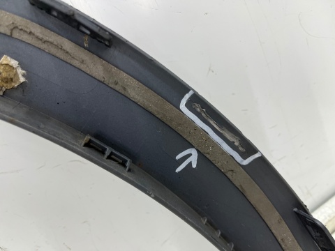 Listwa Audi Q3 I 8u 11-18r. prawy tylny rant nadkola błotnika zderzaka nakładka prawy tył 8u0853818b Listwa Audi Q3 I 8u 11-18r. prawy tylny rant nadkola błotnika zderzaka nakładka prawy tył 8u0853818b