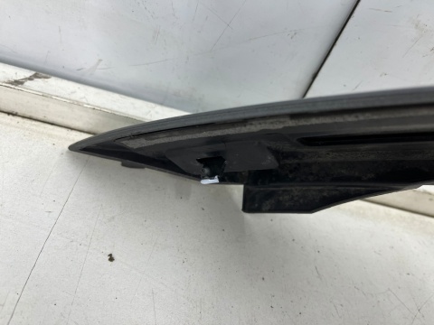 Listwa Mercedes GLE II w167 AMG 19r.- prawy przedni rant nadkola błotnika nakładka prawy przód a1678809804 a1678840200 Listwa Mercedes GLE II w167 AMG 19r.- prawy przedni rant nadkola błotnika nakładka prawy przód a1678809804 a1678840200