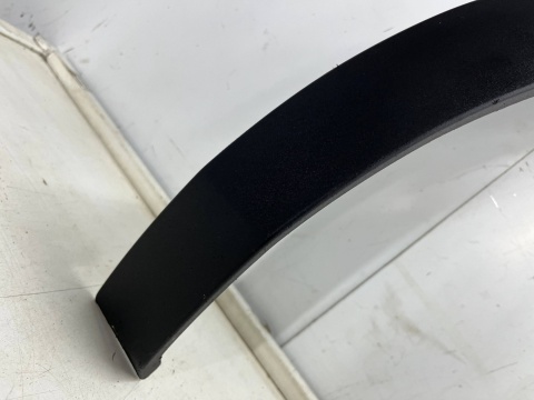 Listwa Peugeot 3008 II 16r.- prawa tylna nakładka rant błotnika CIENKA wąska prawy tył 9825289077 Listwa Peugeot 3008 II 16r.- prawa tylna nakładka rant błotnika CIENKA wąska prawy tył 9825289077