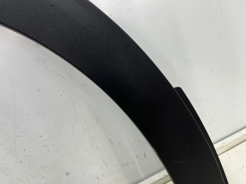 Listwa Peugeot 3008 II 16r.- prawa tylna nakładka rant błotnika CIENKA wąska prawy tył 9825289077 Listwa Peugeot 3008 II 16r.- prawa tylna nakładka rant błotnika CIENKA wąska prawy tył 9825289077