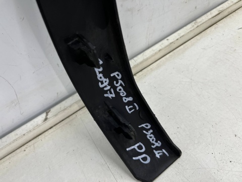 Listwa Peugeot 3008 II 5008 II 17r.- PRAWY przedni rant nadkola błotnika nakładka CIENKI WĄSKI 9825288877 Listwa Peugeot 3008 II 5008 II 17r.- PRAWY przedni rant nadkola błotnika nakładka CIENKI WĄSKI 9825288877
