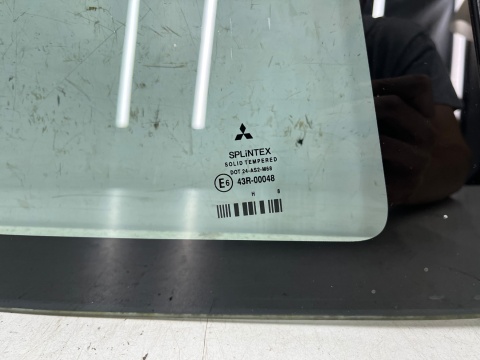 Szyba boczna Mitsubishi Colt VI 6 Z30 3d 3Drzwi 04-12r. karoseryjna prawa tylna prawy tył oryginalna Szyba boczna Mitsubishi Colt VI 6 Z30 3d 3Drzwi 04-12r. karoseryjna prawa tylna prawy tył oryginalna