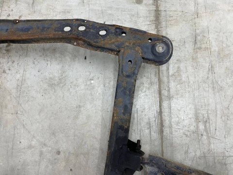 Belka silnika Dacia Logan 1 I 05-14r. kołyska wózek sanki pod silnik