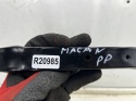 Pas przedni Porsche Macan I 95b 14r.- prawe przednie mocowanie okulara boczny łącznik prawy przód 95b805528