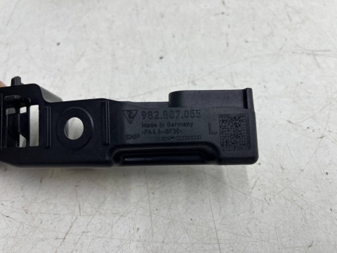 Ślizg Porsche Boxster IV Cayman 982 718 12-25r. NOWE lewe przednie mocowanie wspornik uchwyt zderzaka lewy przód 982807055 Ślizg Porsche Boxster IV Cayman 982 718 12-25r. NOWE lewe przednie mocowanie wspornik uchwyt zderzaka lewy przód 982807055