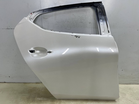Drzwi Mazda 3 IV BP 19r.- HB Hatchback prawe tylne prawy tył BDMT72010 Drzwi Mazda 3 IV BP 19r.- HB Hatchback prawe tylne prawy tył BDMT72010