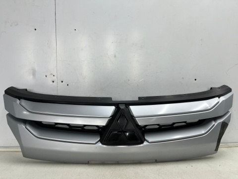 Atrapa Mitsubishi L200 5 V 19r.- grill przednia maskownica zderzaka znaczek 7450B291ZZ Atrapa Mitsubishi L200 5 V 19r.- grill przednia maskownica zderzaka znaczek 7450B291ZZ