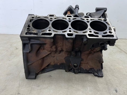 Blok silnika Renault Clio Scenic Modus Kangoo Twingo Note Logan Sandero Dokker 1.5 dCi. 86km 63kw goły dół silnika K9KT766