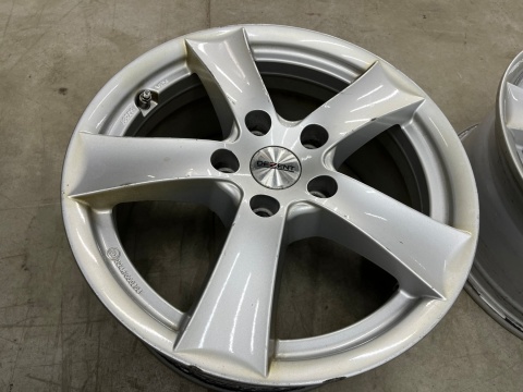 Felga BMW 2 F45 F46 7jx16 ET52 5x112 felgi aluminiowe z czujnikami r16 cali KOMPLET Dezent KBA50289