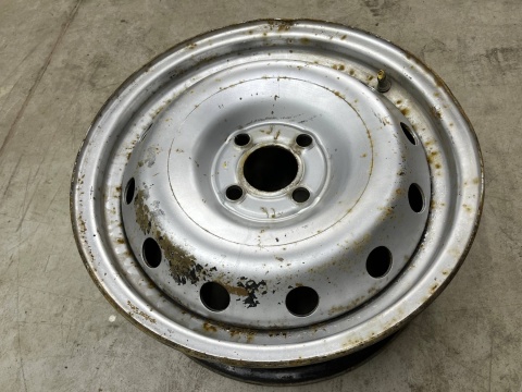 Felgi stalowe Dacia Logan I Sandero 05-14r. jedna felga stalowa r15 cali 6jx15 ET50 4x100 8200510755 Felgi stalowe Dacia Logan I Sandero 05-14r. jedna felga stalowa r15 cali 6jx15 ET50 4x100 8200510755