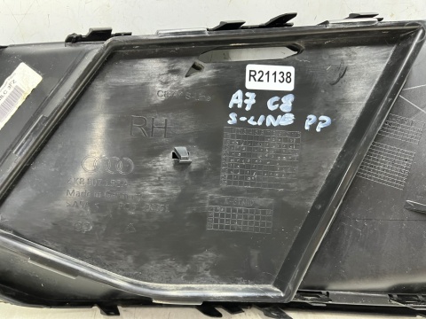 Kratka zderzaka Audi A7 C8 S-Line Sline 18r.- prawa przednia prawy przód 4K8807152A Kratka zderzaka Audi A7 C8 S-Line Sline 18r.- prawa przednia prawy przód 4K8807152A