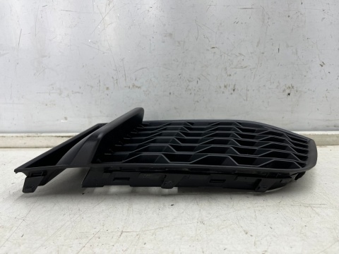 Kratka zderzaka Audi TT TTS S-Line Sline 18-23r. lewa przednia lewy przód 8S0807681H Kratka zderzaka Audi TT TTS S-Line Sline 18-23r. lewa przednia lewy przód 8S0807681H